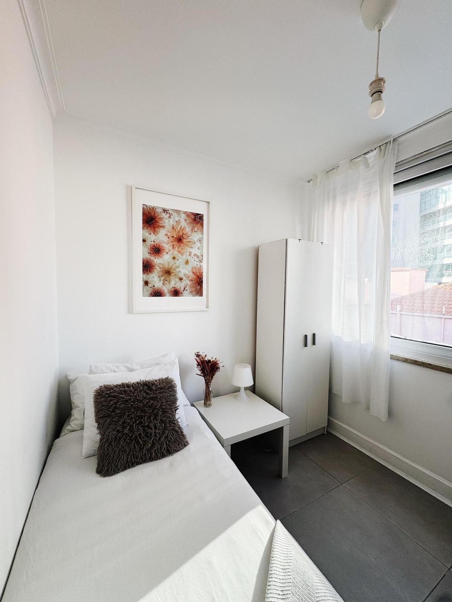 Quarto em Acomodações Particulares Soar L Marques De Pombal L *